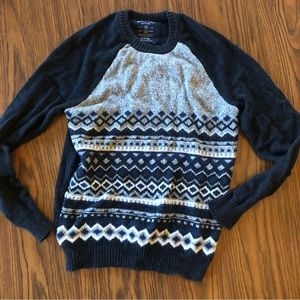 !!MAKE AN OFFER!!! American Eagle mens sweater